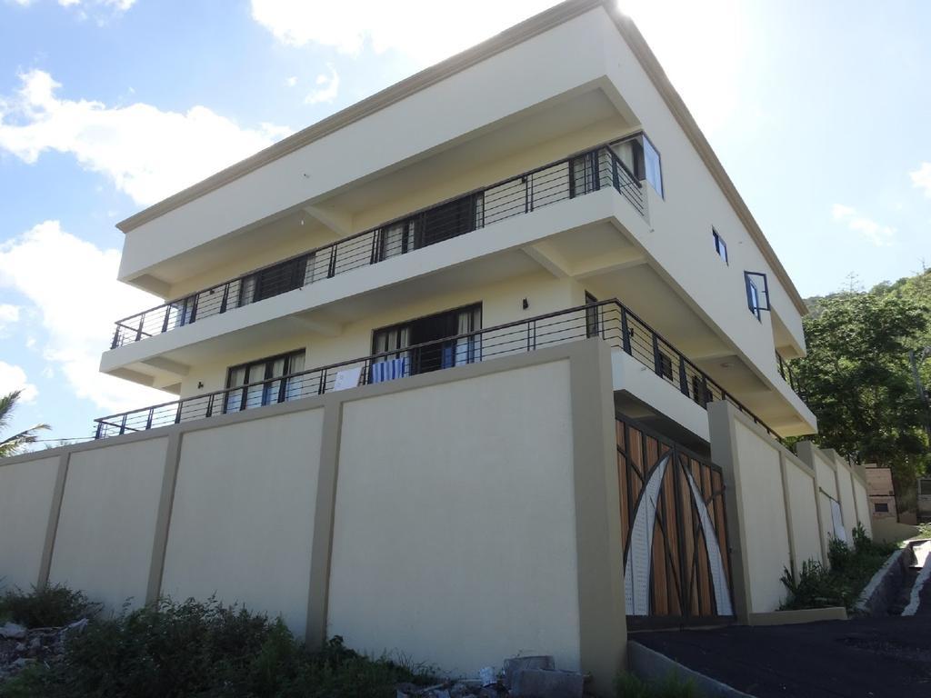 Happy Days Guest House Le Morne Εξωτερικό φωτογραφία