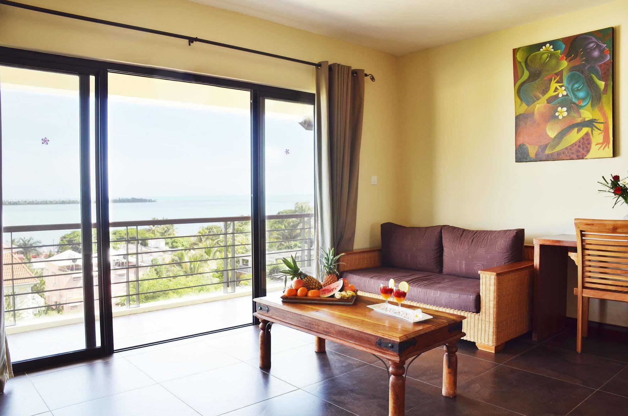 Happy Days Guest House Le Morne Εξωτερικό φωτογραφία