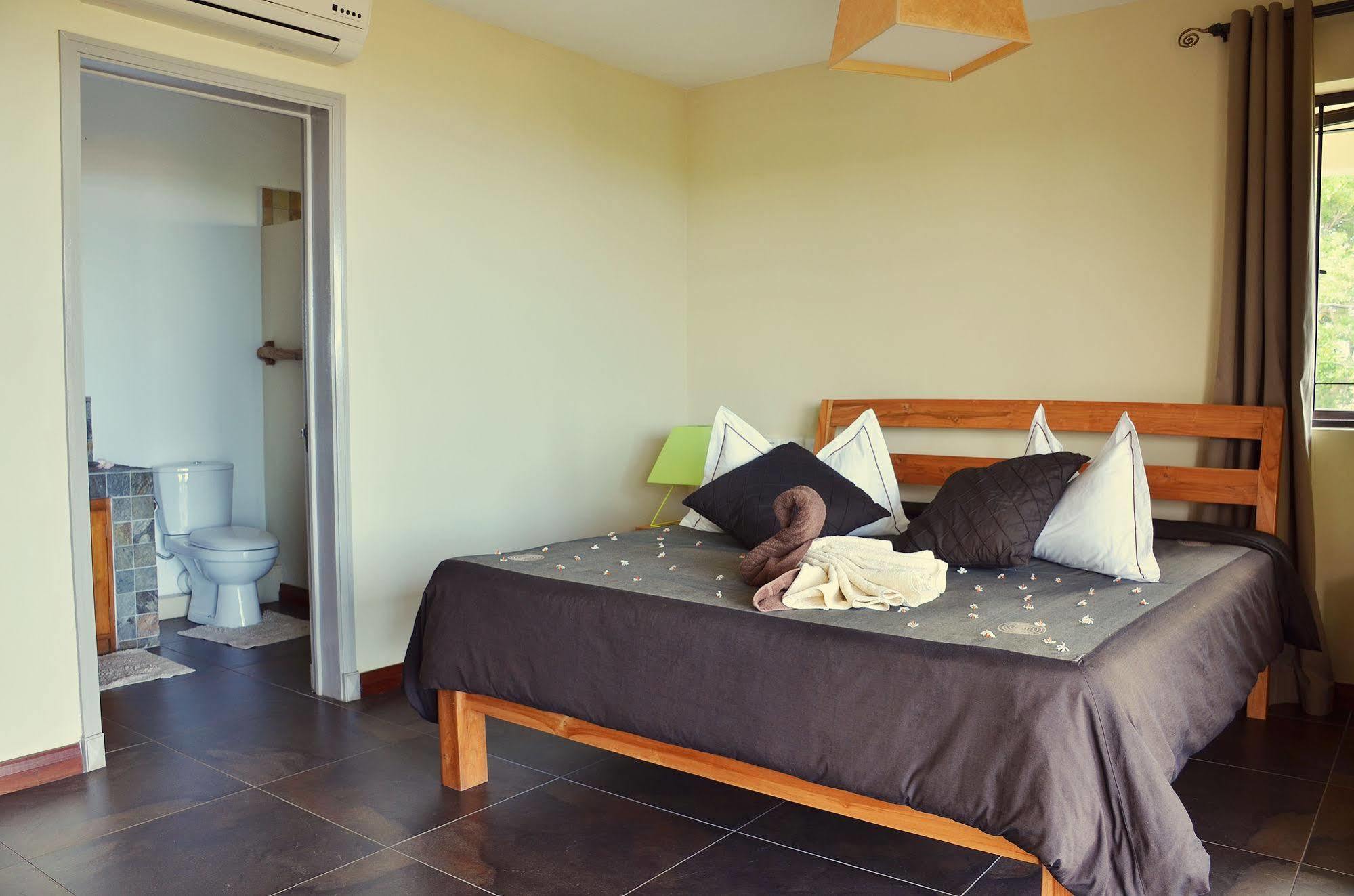 Happy Days Guest House Le Morne Εξωτερικό φωτογραφία